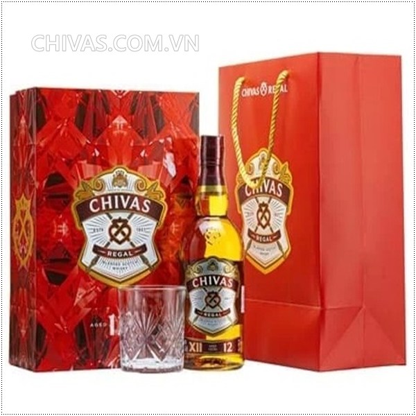 Chivas-12-hop-qua-2026-tui-xach
